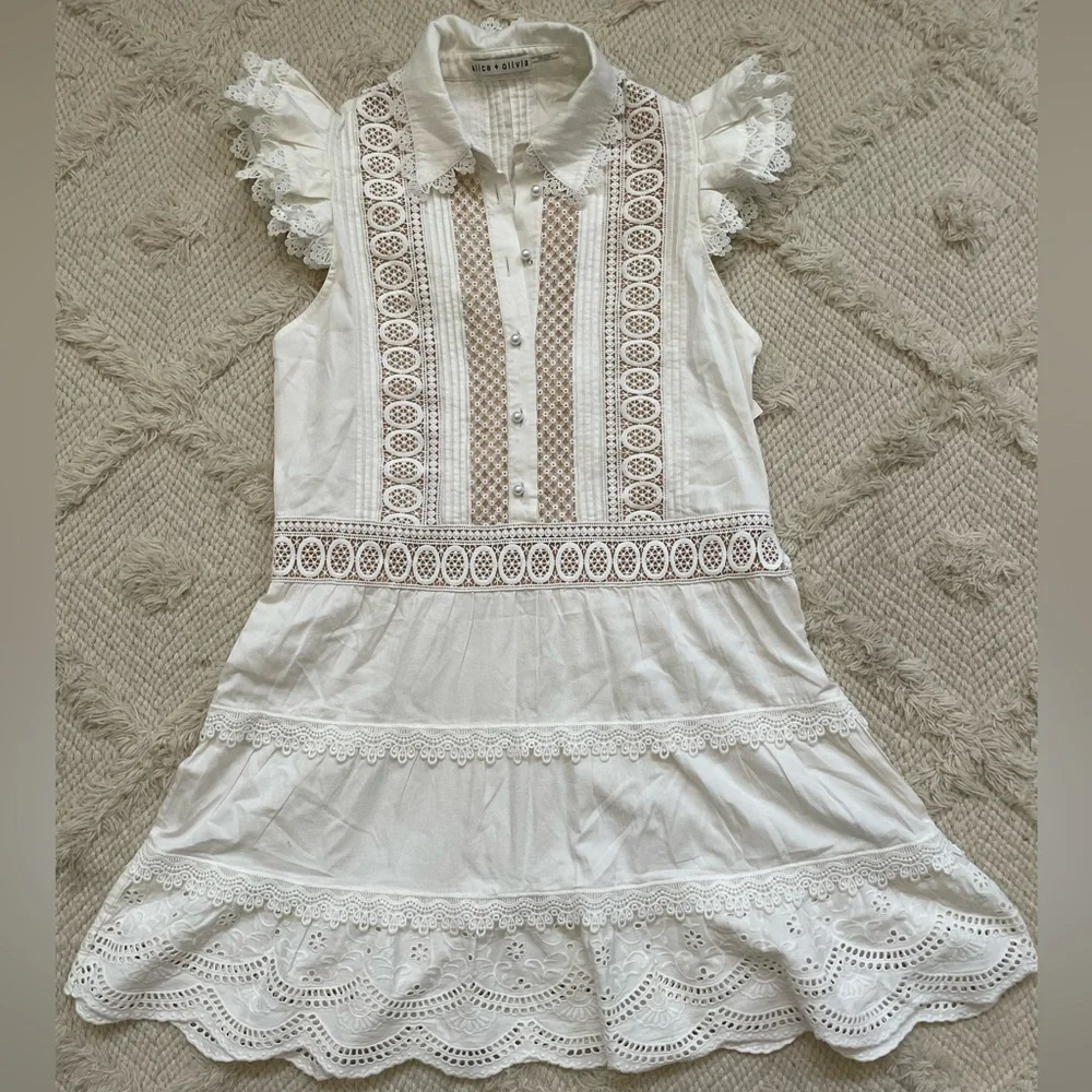 Alice + Olivia Meeko Embroidered Ruffle Sleeve Dress - Picture 5 of 8